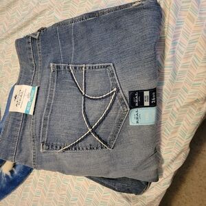 NWT Ariat "Stevie" Jeans